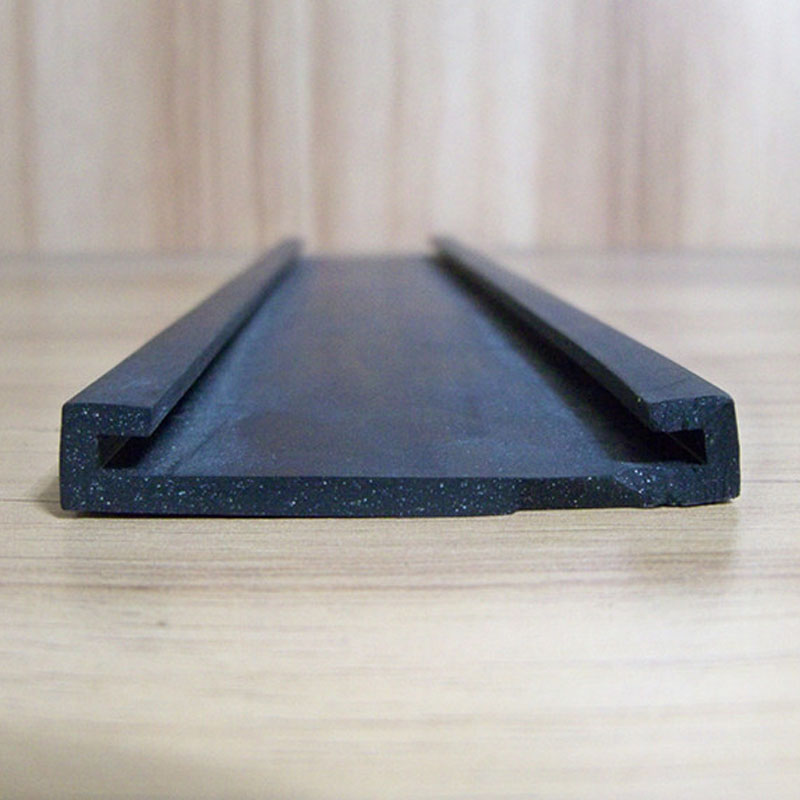 Extruded NBR rubber extrusion for car bus truck tank sealing